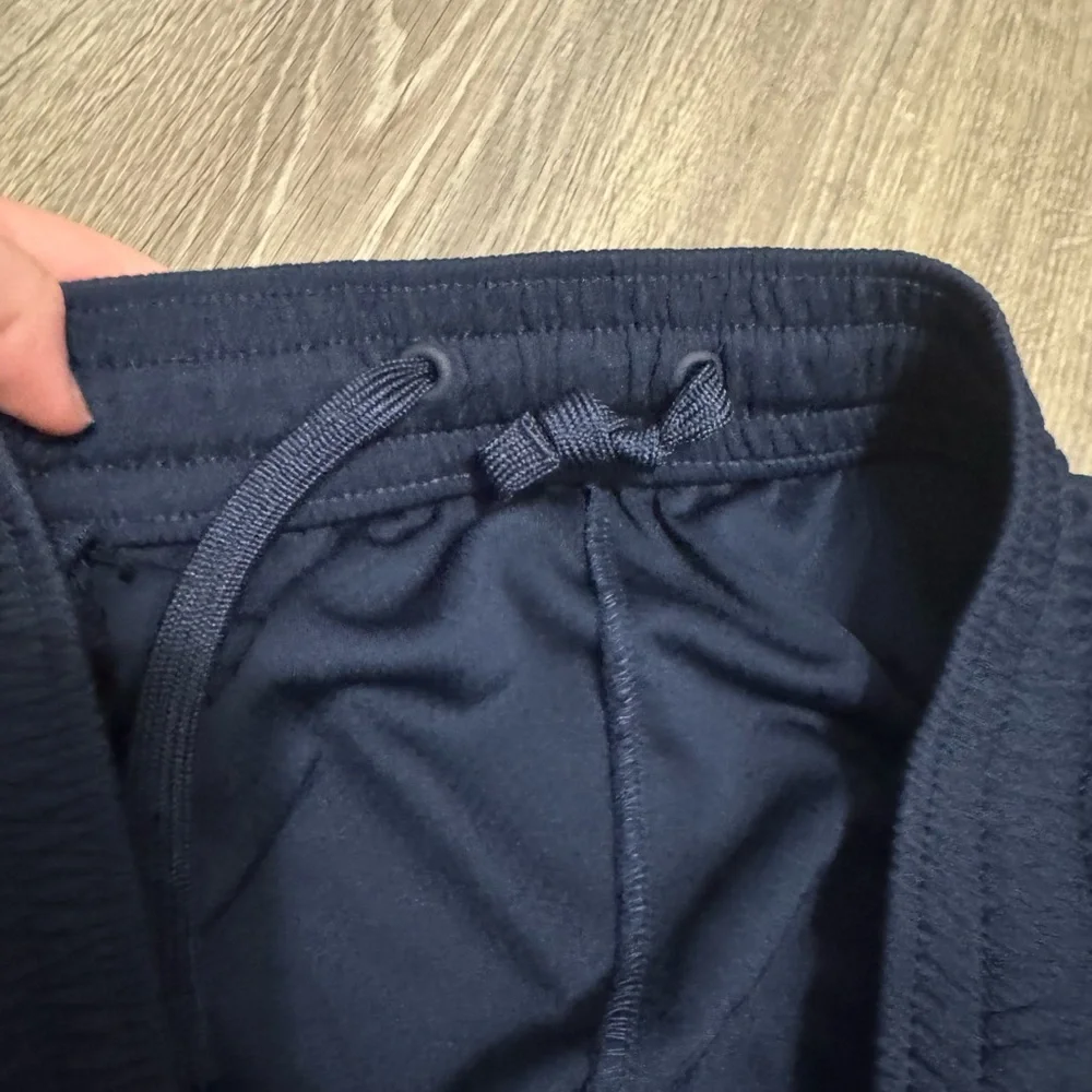 Philadelphia 76ers Men’s Nike NBA shorts - Picture 6 of 7